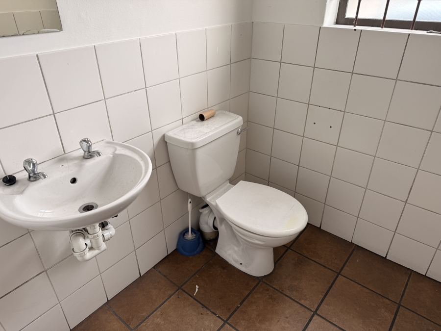 To Let Commercial Property for Rent in Bellville South Western Cape